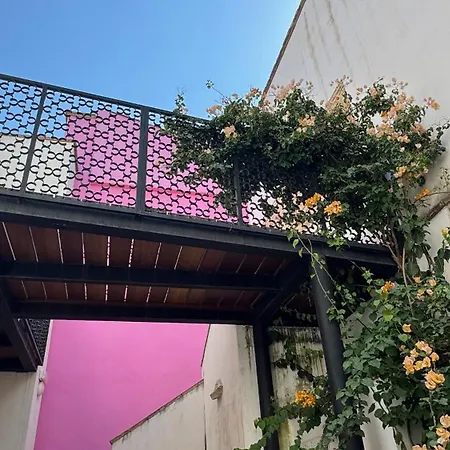 La Casa De La Escalera *